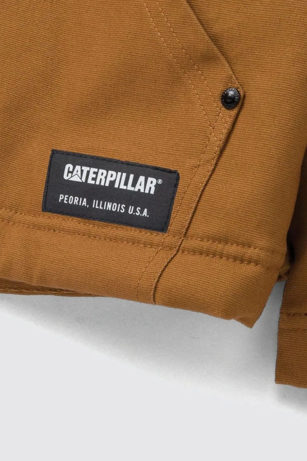 CAT Hooded Sherpa Lined Jacket - Image 5