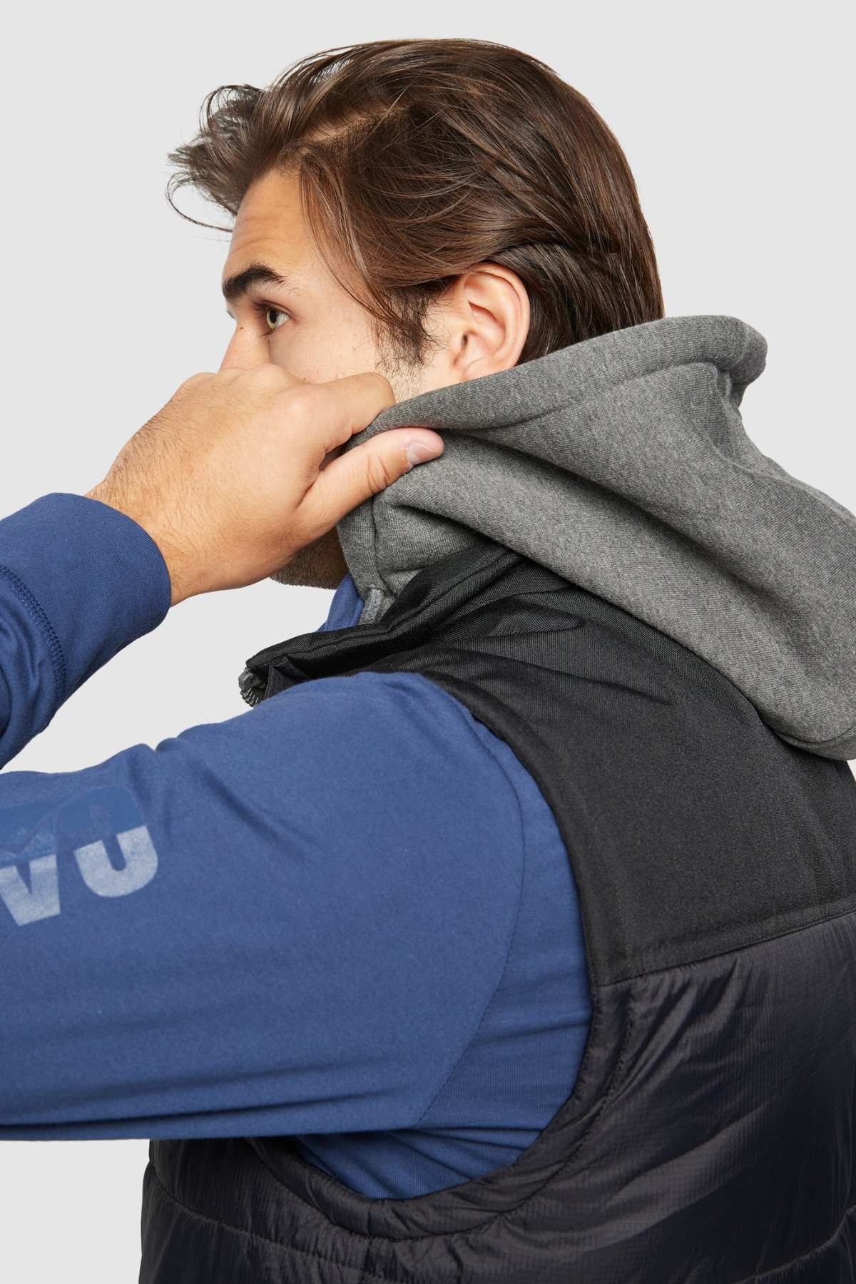 CAT Hooded Work Vest - Image 5