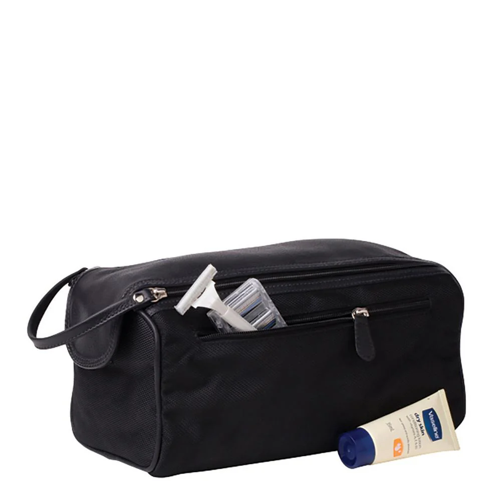 Cobb & Co Harry Toiletry Bag