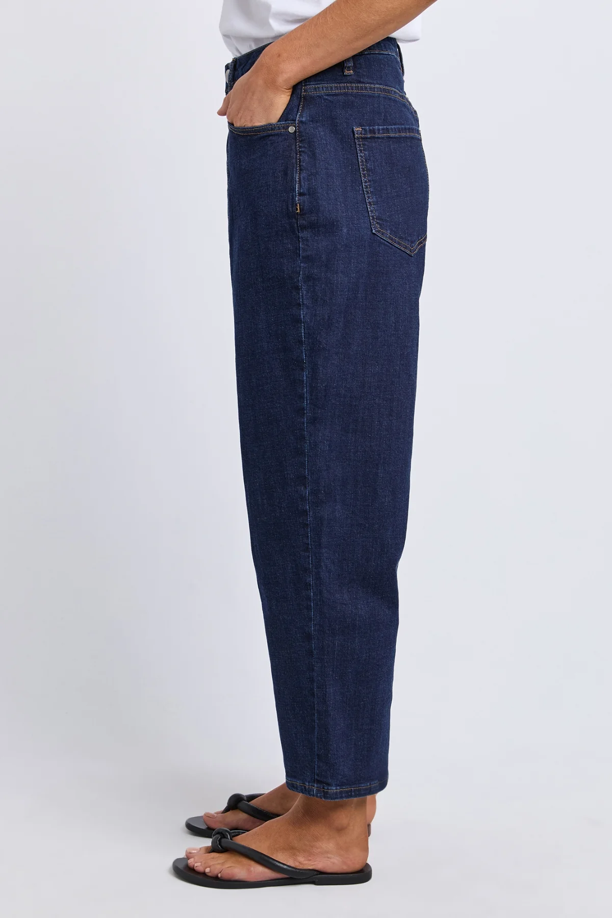 Foxwood Ambrose Barrel Jean - Image 3