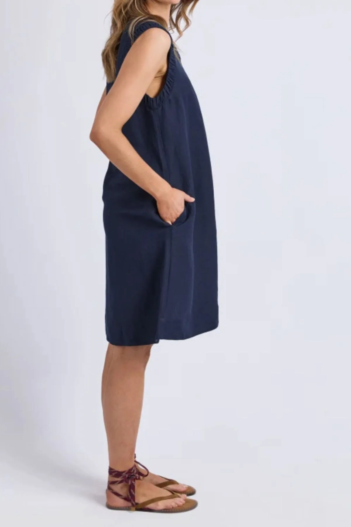 Foxwood Bermuda Dress - Image 3