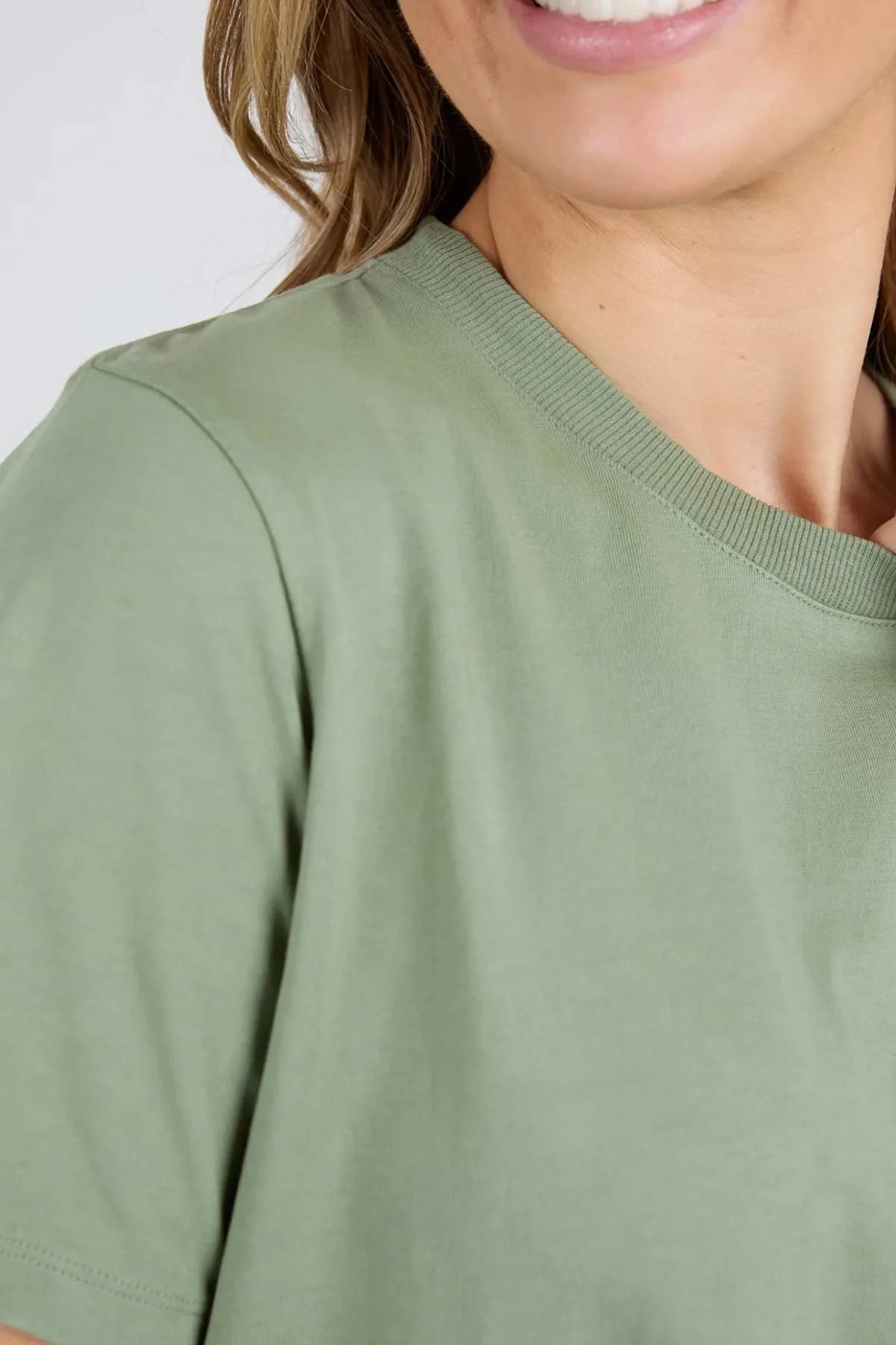 Foxwood Farrah Short Sleeve Tee - Image 4