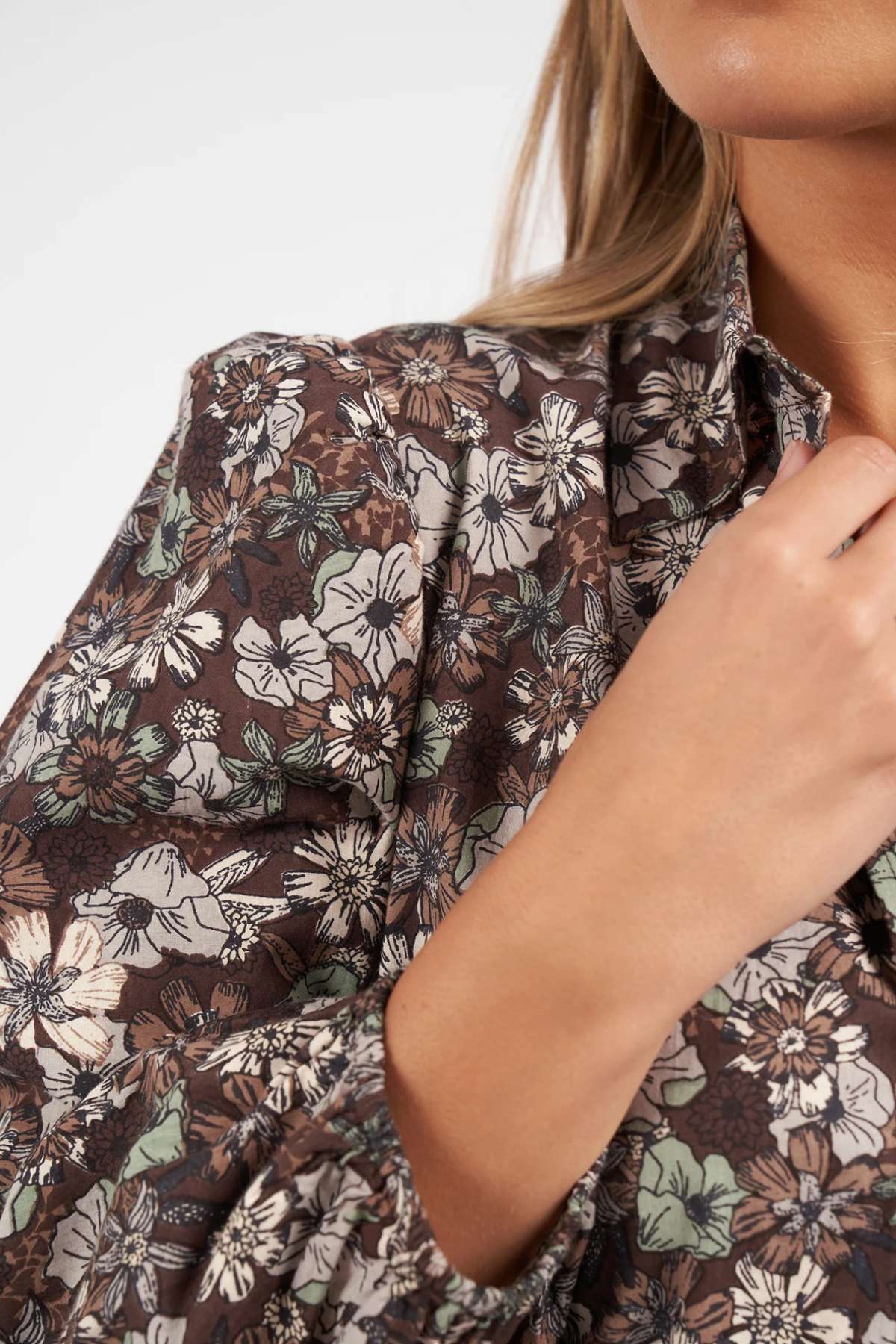 Foxwood Floral Meadow Dress - Image 3
