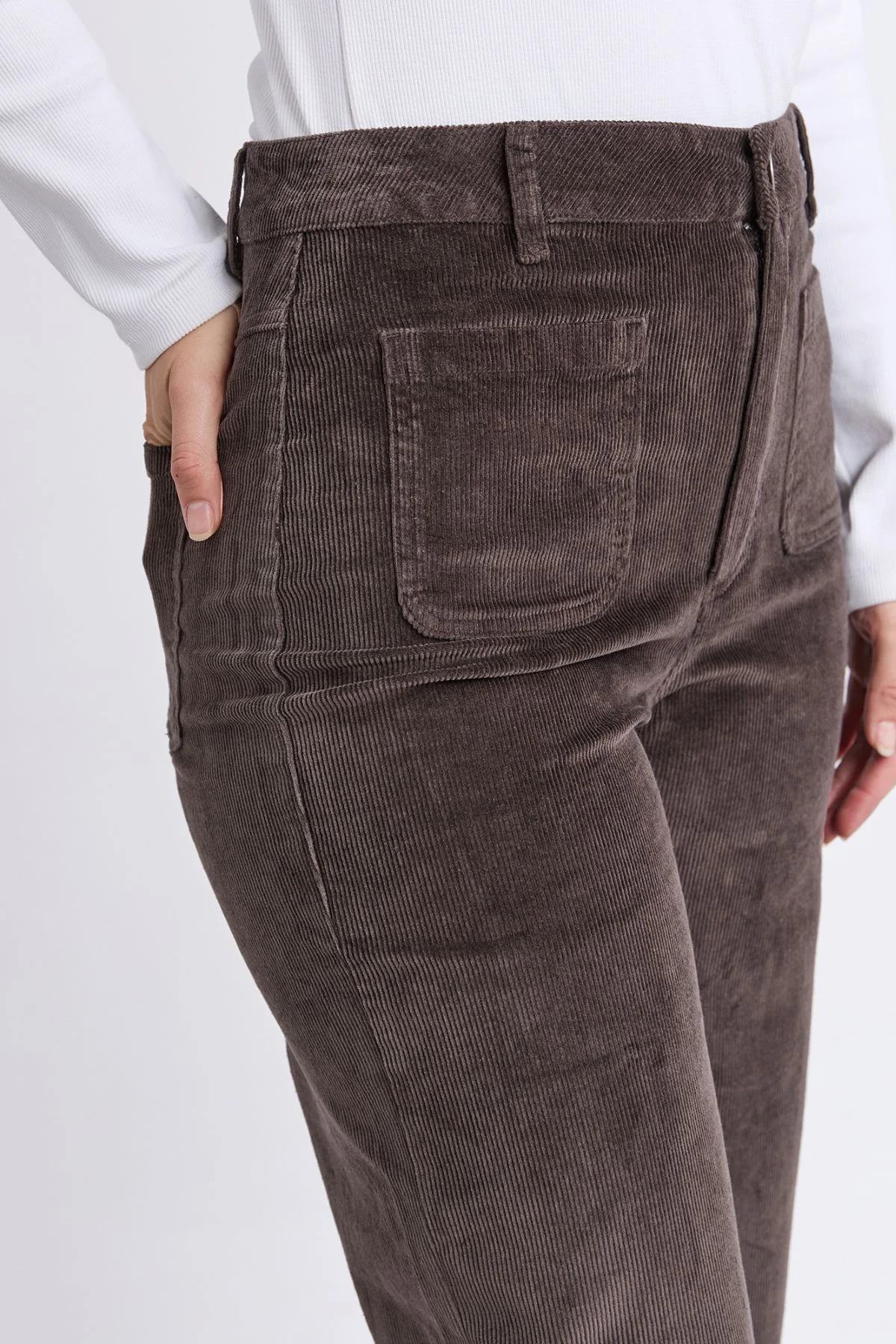 Foxwood Henrietta Cord Pant - Image 4
