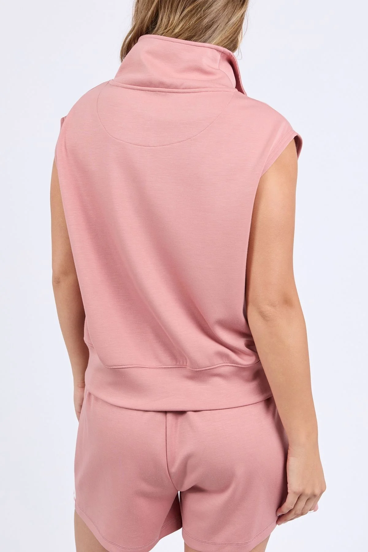 Foxwood Layla Zip Vest - Image 3