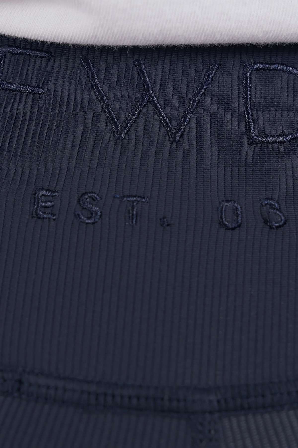 Foxwood Luxe Rib Short - Image 3
