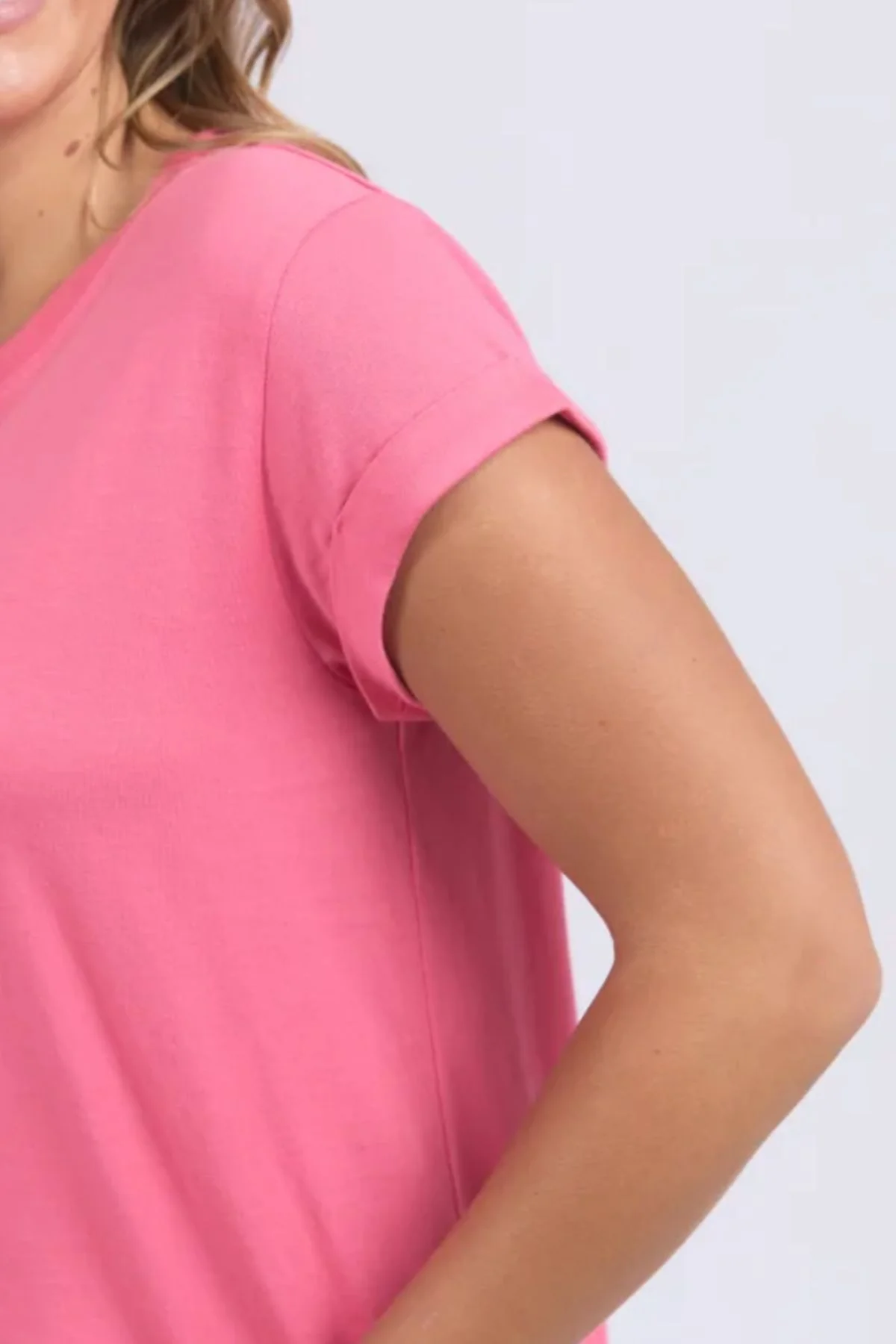 Foxwood Manly Tee - Image 3