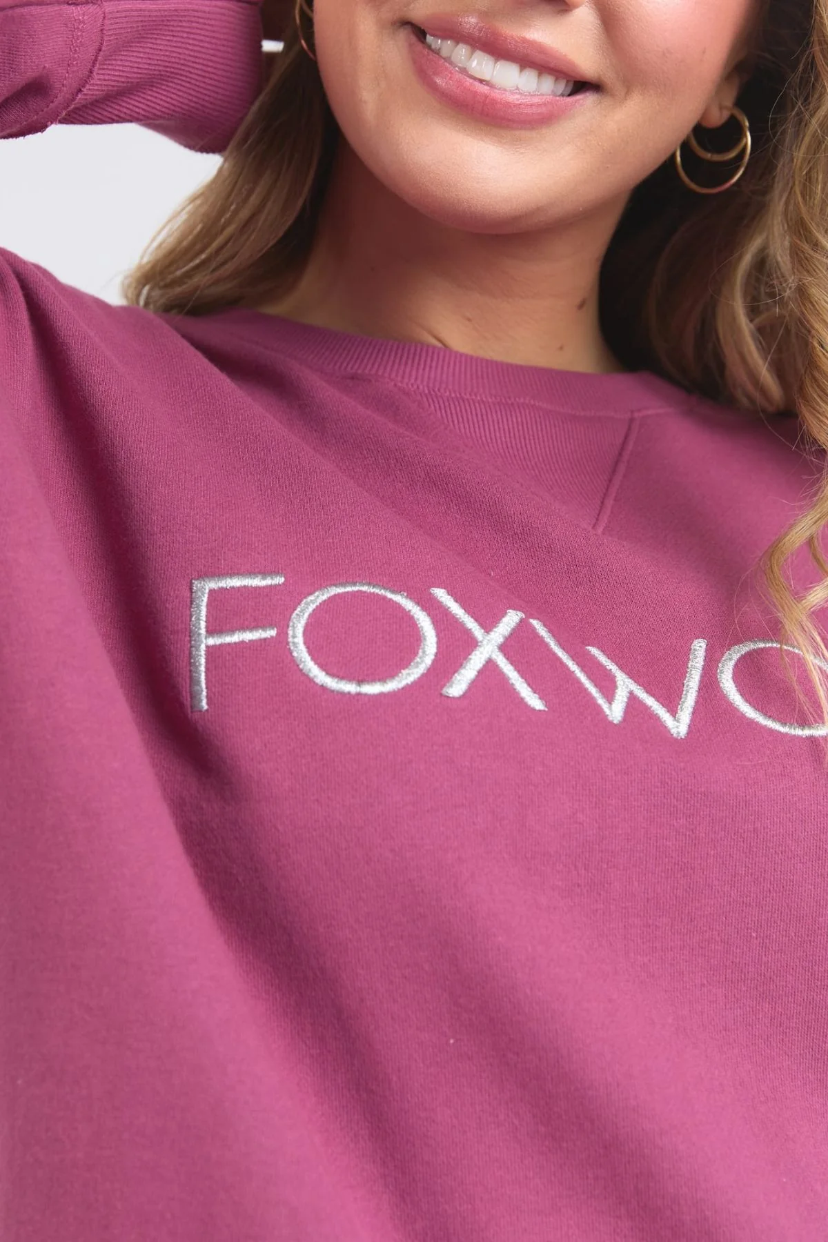 Foxwood Simplified Metallic Crew - Image 4