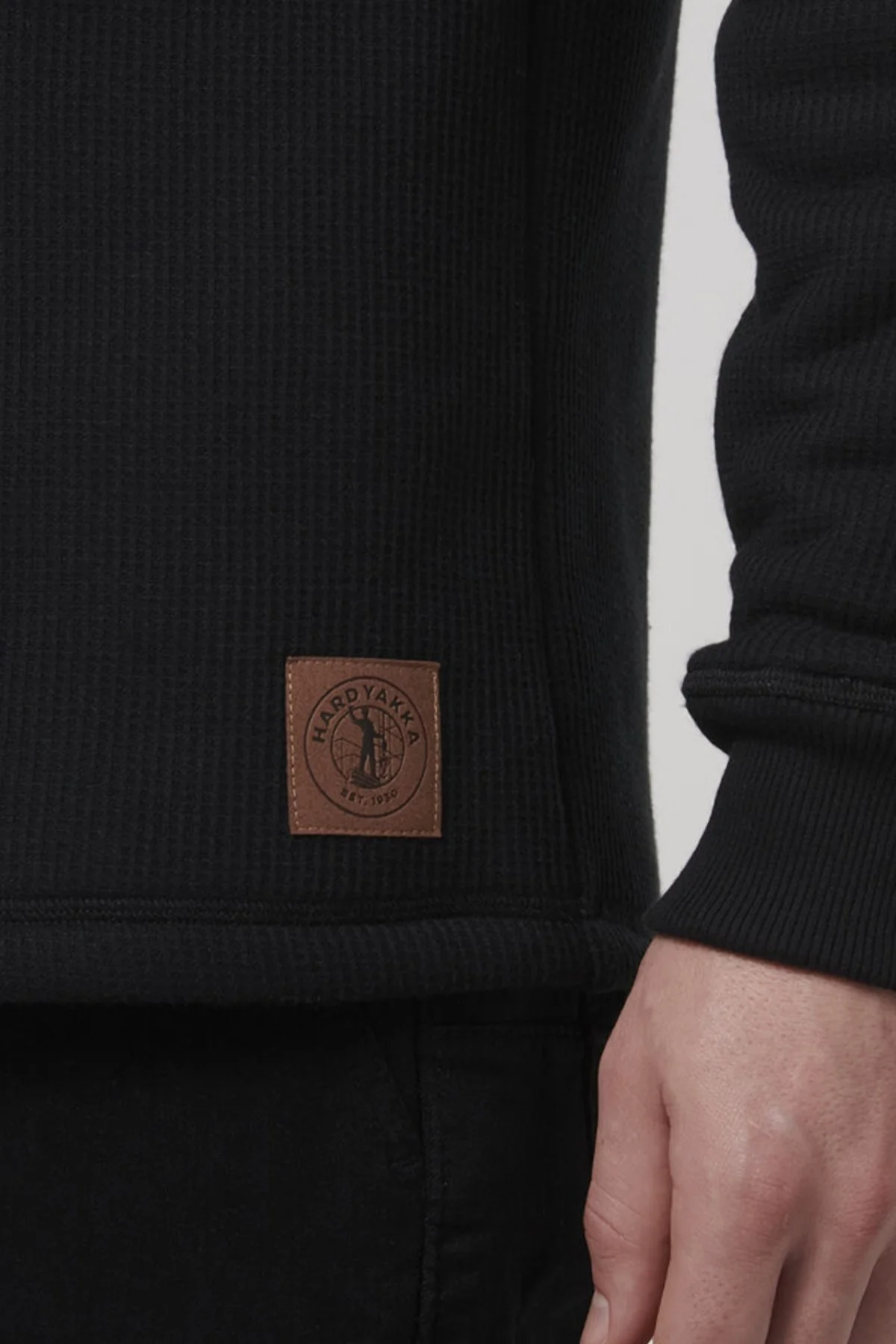 Hard Yakka Sherpa Henley - Image 3