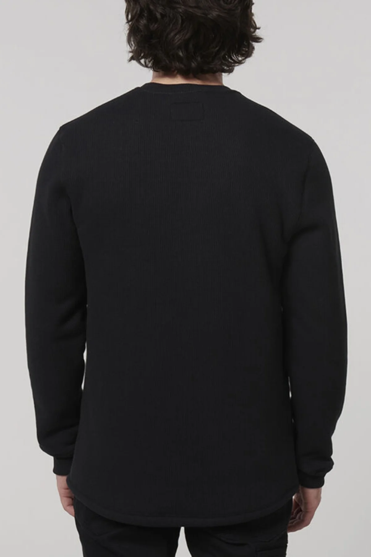 Hard Yakka Sherpa Henley - Image 4