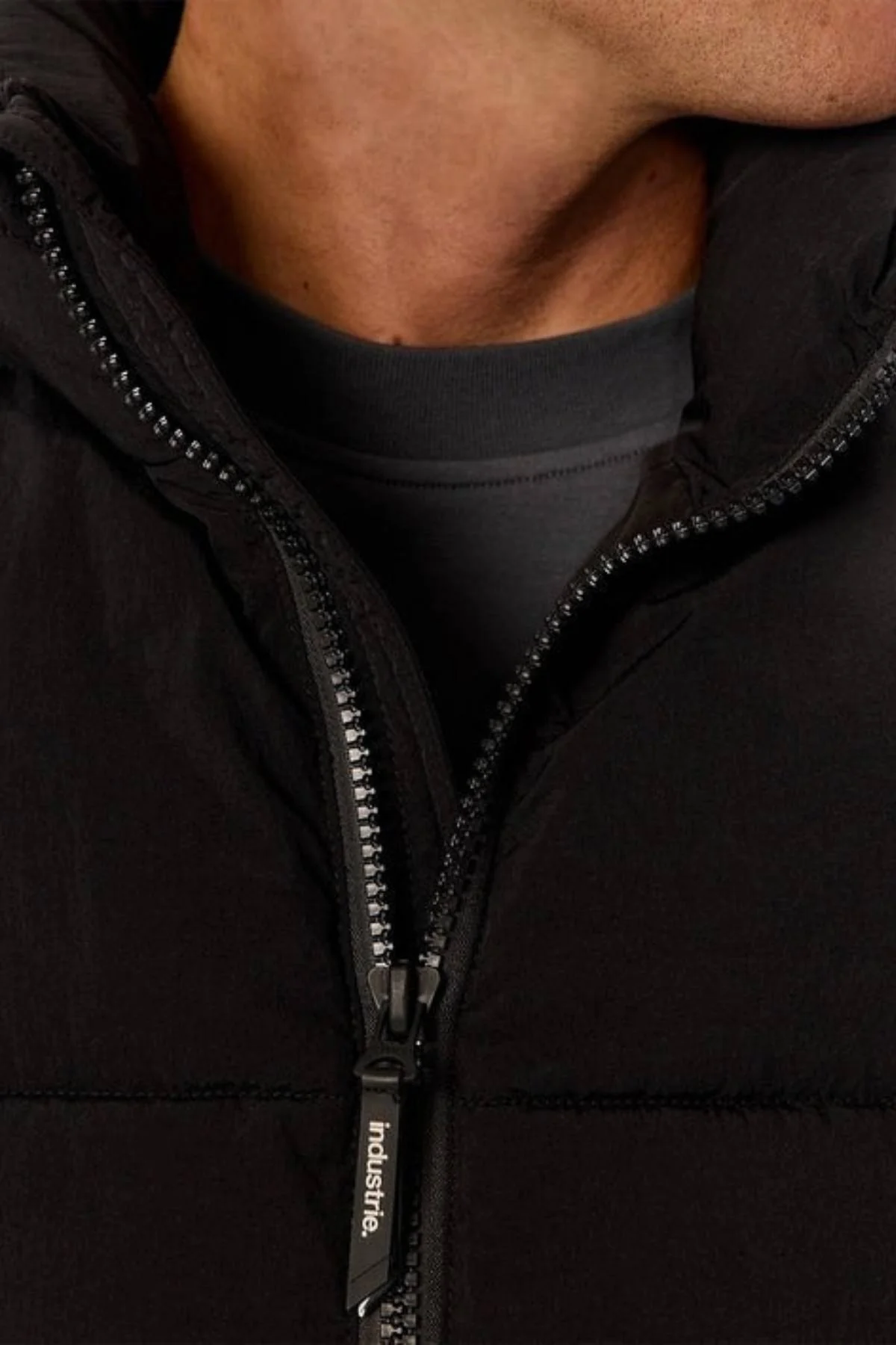 Industrie The Busan Puffer Vest - Image 4