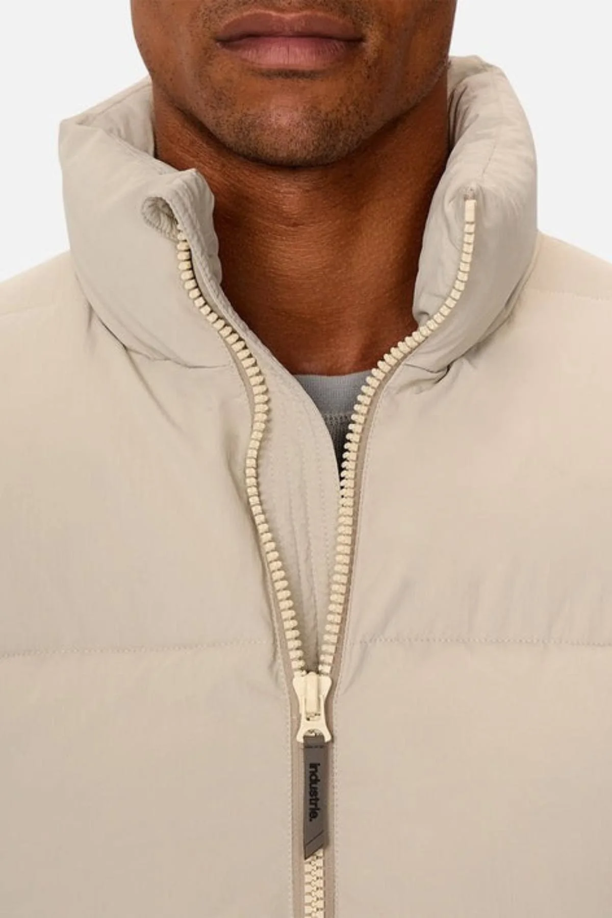 Industrie The Busan Puffer Vest - Image 4
