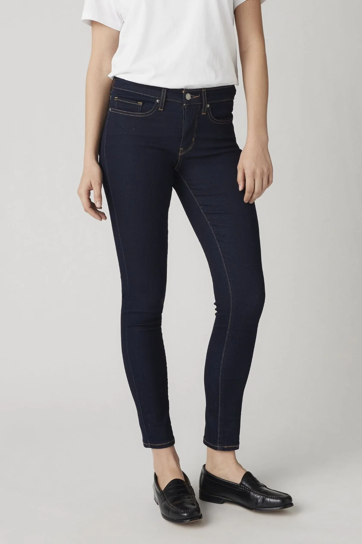Levis 311 Shaping Skinny Jean
