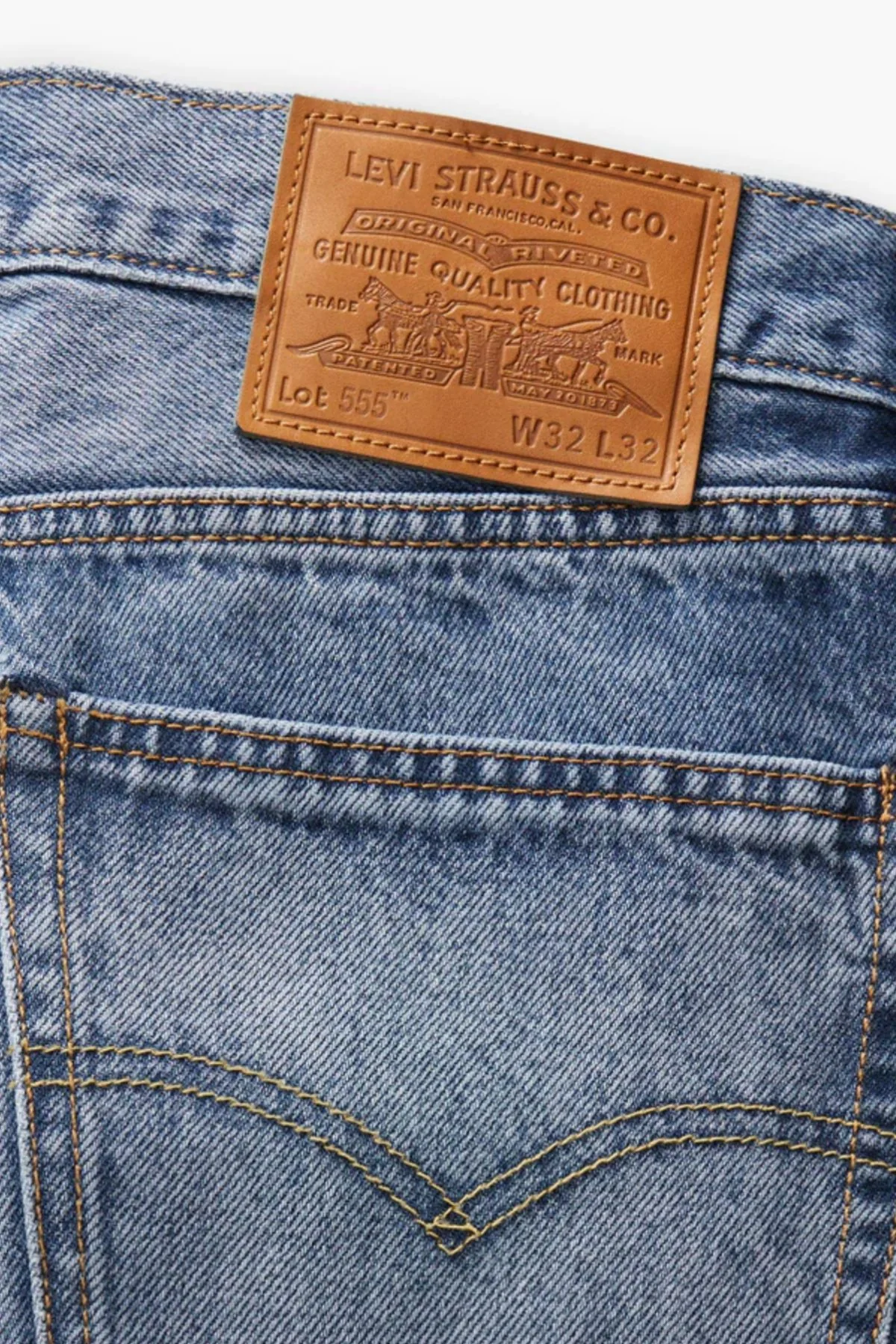 Levis 555 Relaxed Straight Jean - Image 4