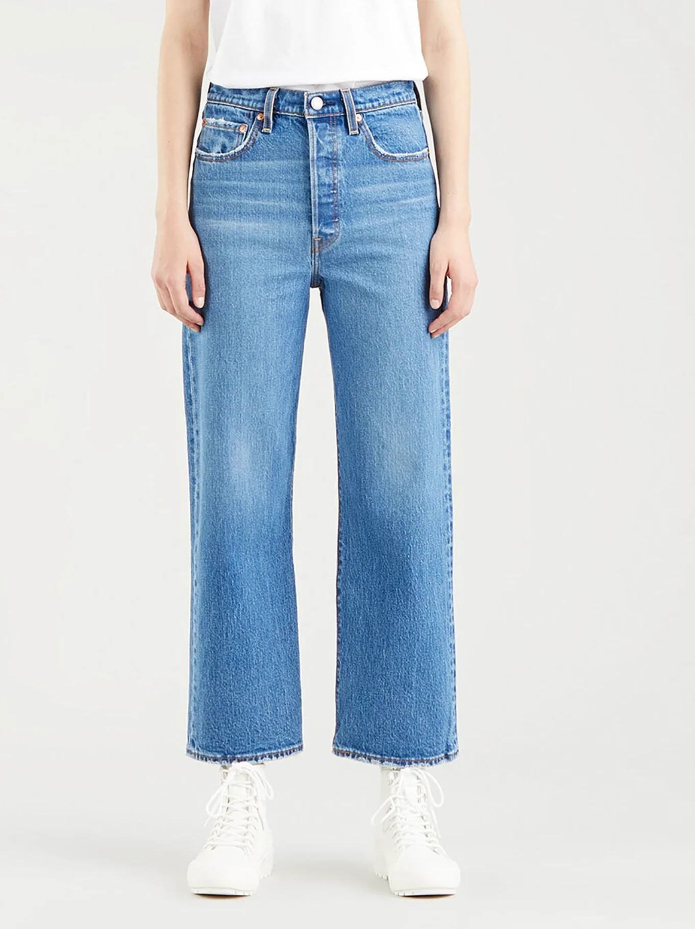 Levis Ribcage Straight Jean