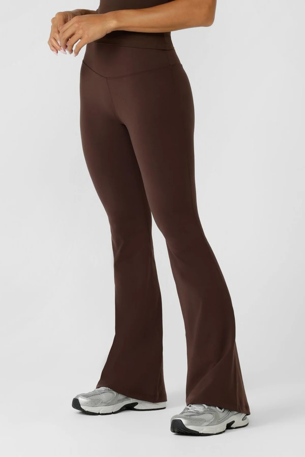 Lorna Jane Lotus Flared Legging - Image 3