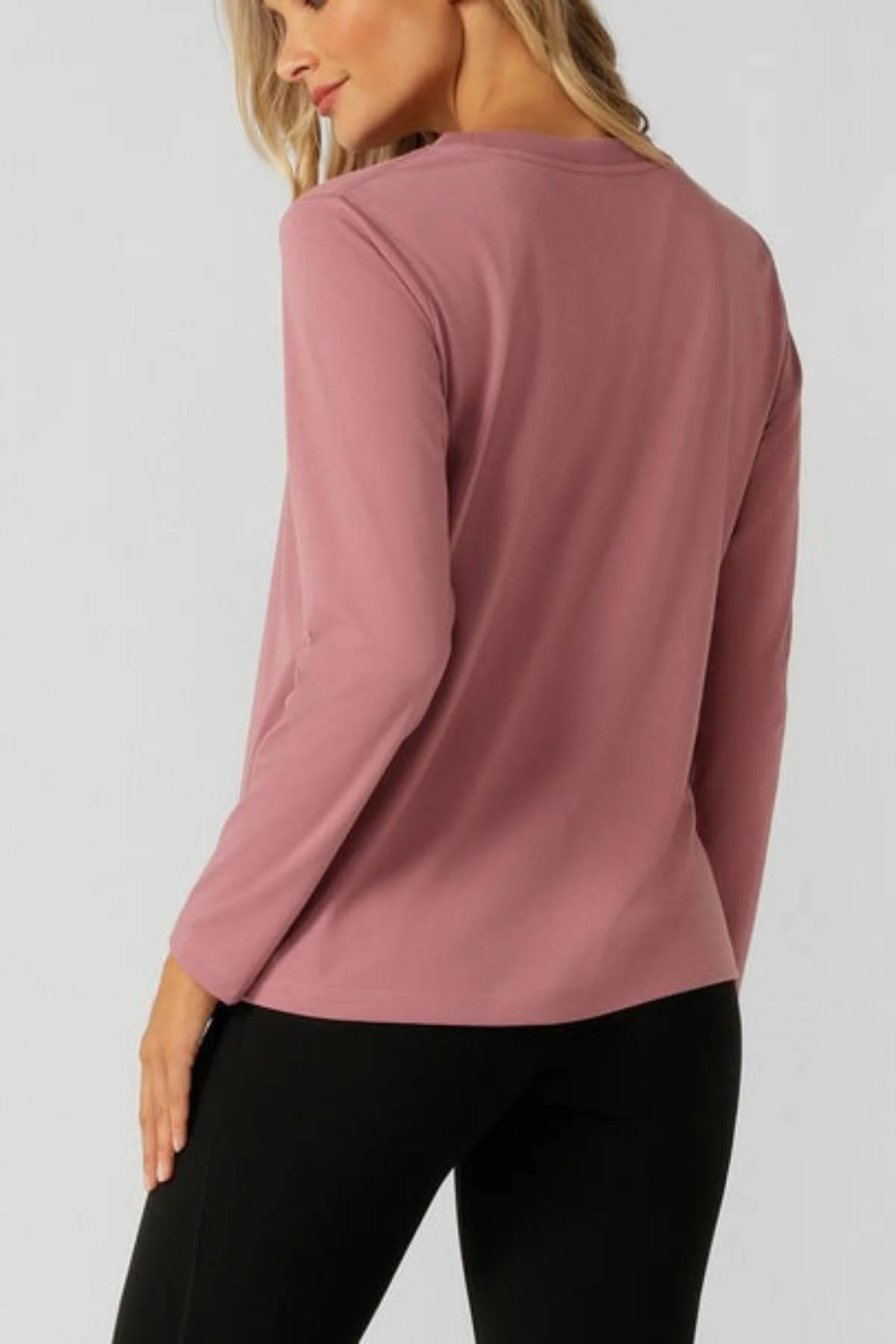 Lorna Jane Lotus Long Sleeve T-Shirt - Image 2