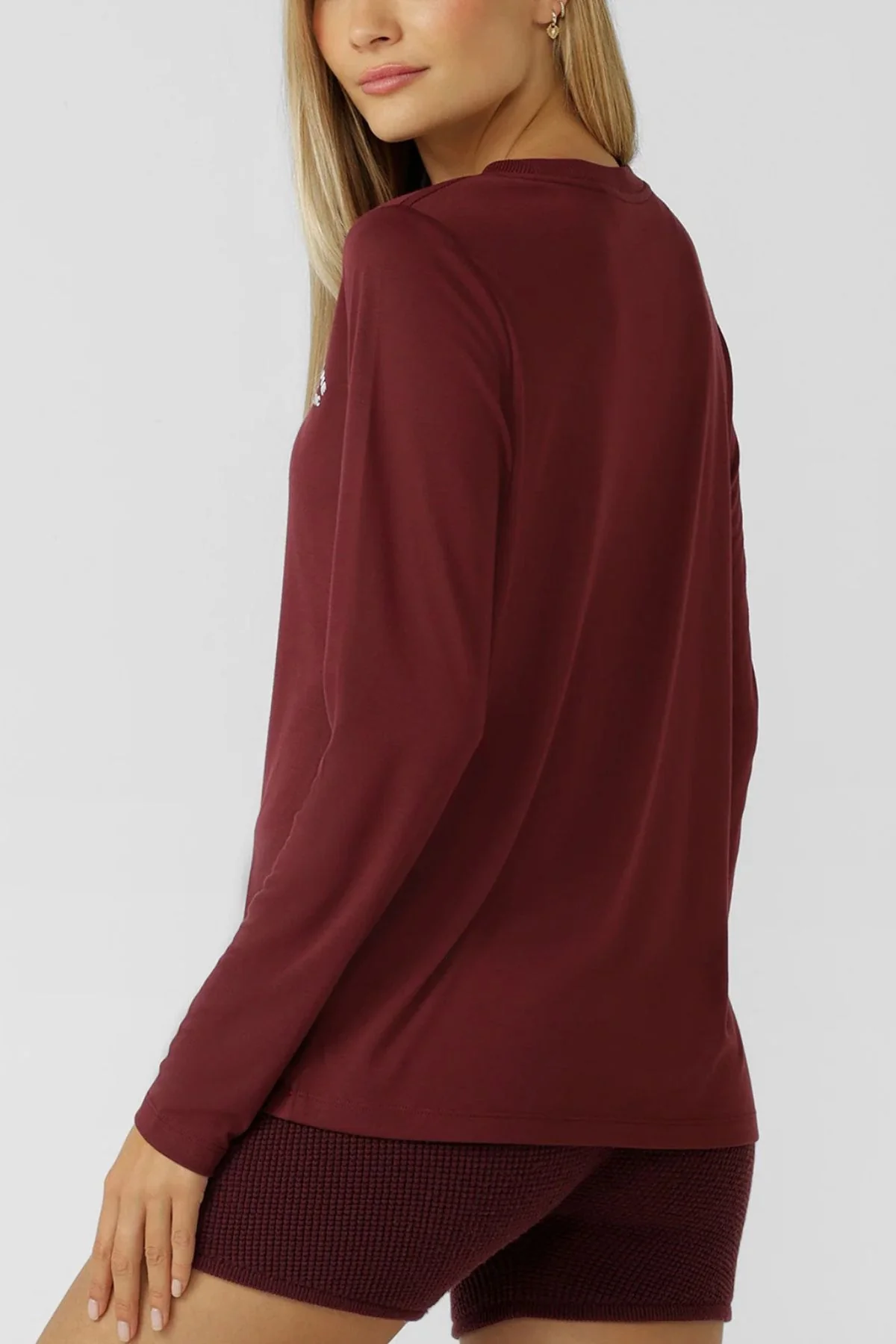 Lorna Jane Lotus Long Sleeve T-Shirt - Image 2