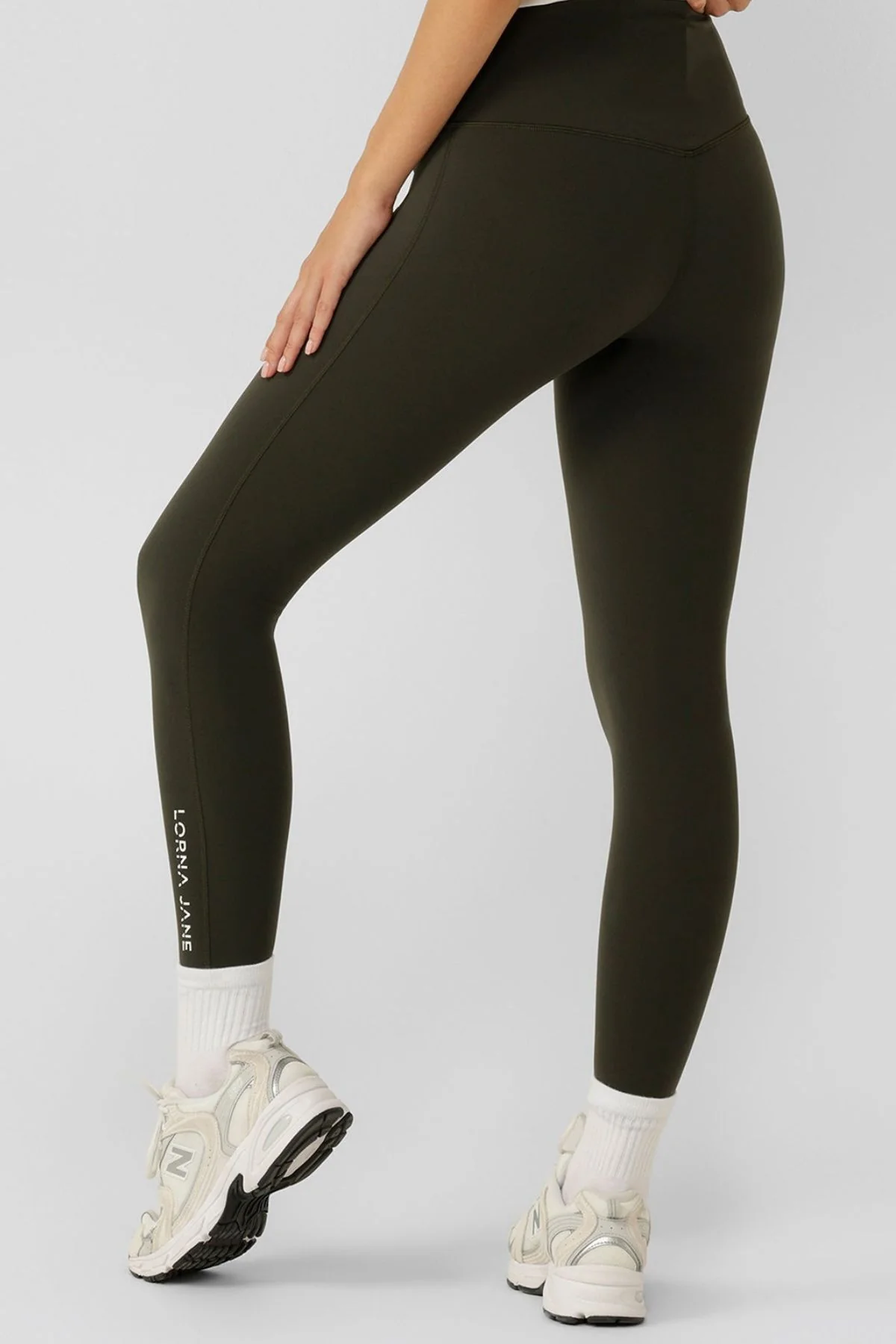 Lorna Jane Lotus No Chafe Phone Pocket Ankle Biter Leggings - Image 2