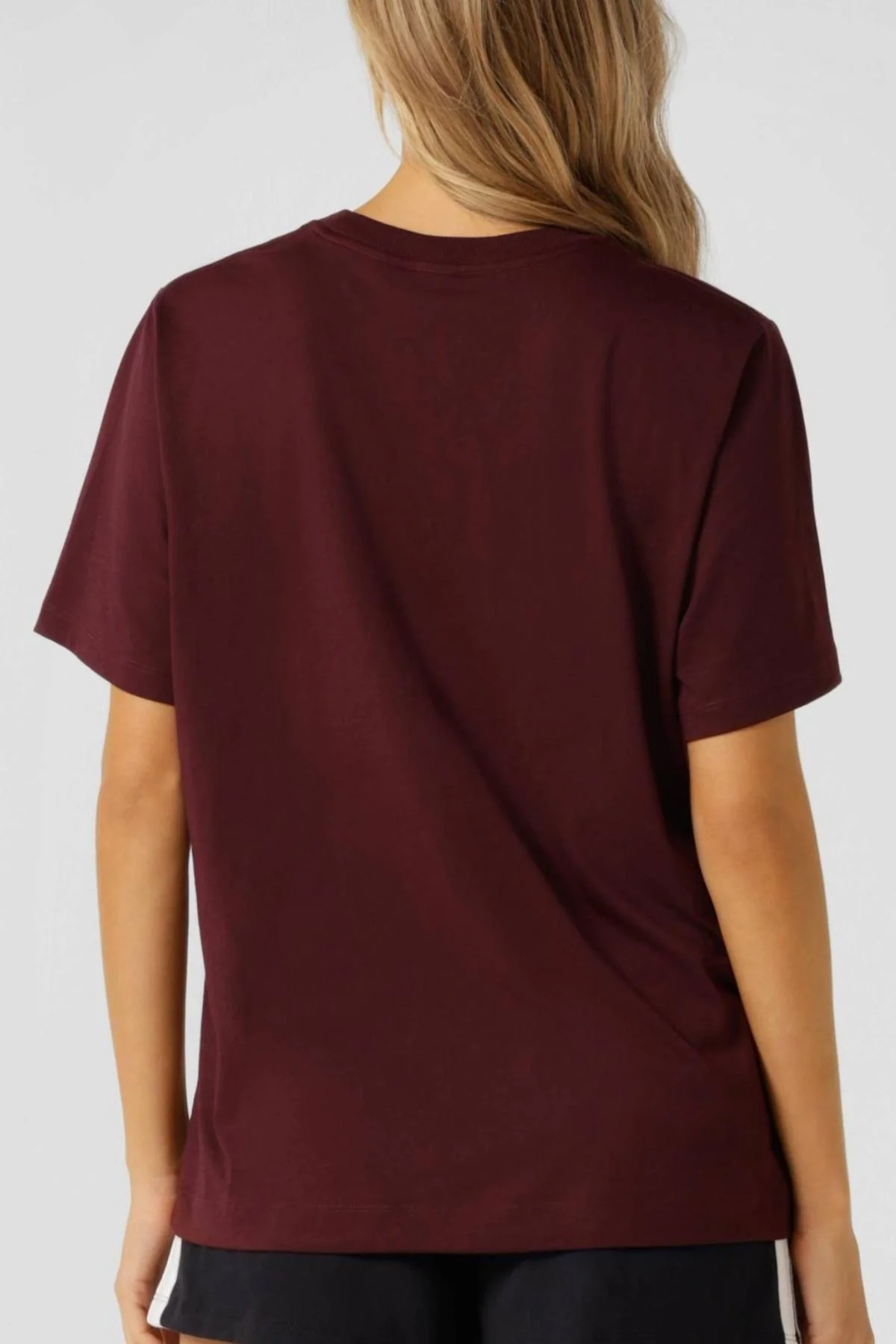 Lorna Jane Strive Relaxed T-Shirt - Image 2