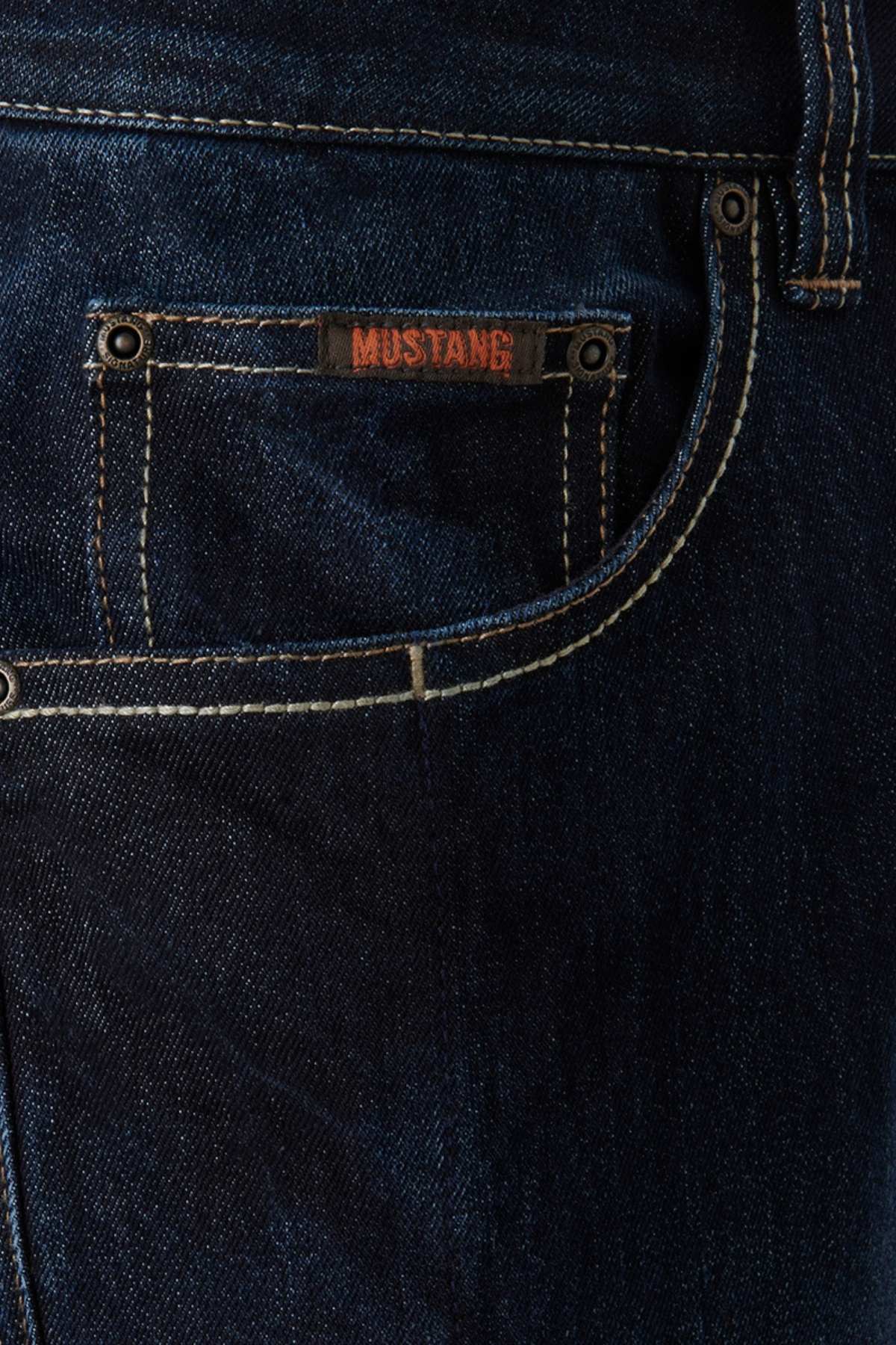 Mustang Signature Mens Jeans - Image 4