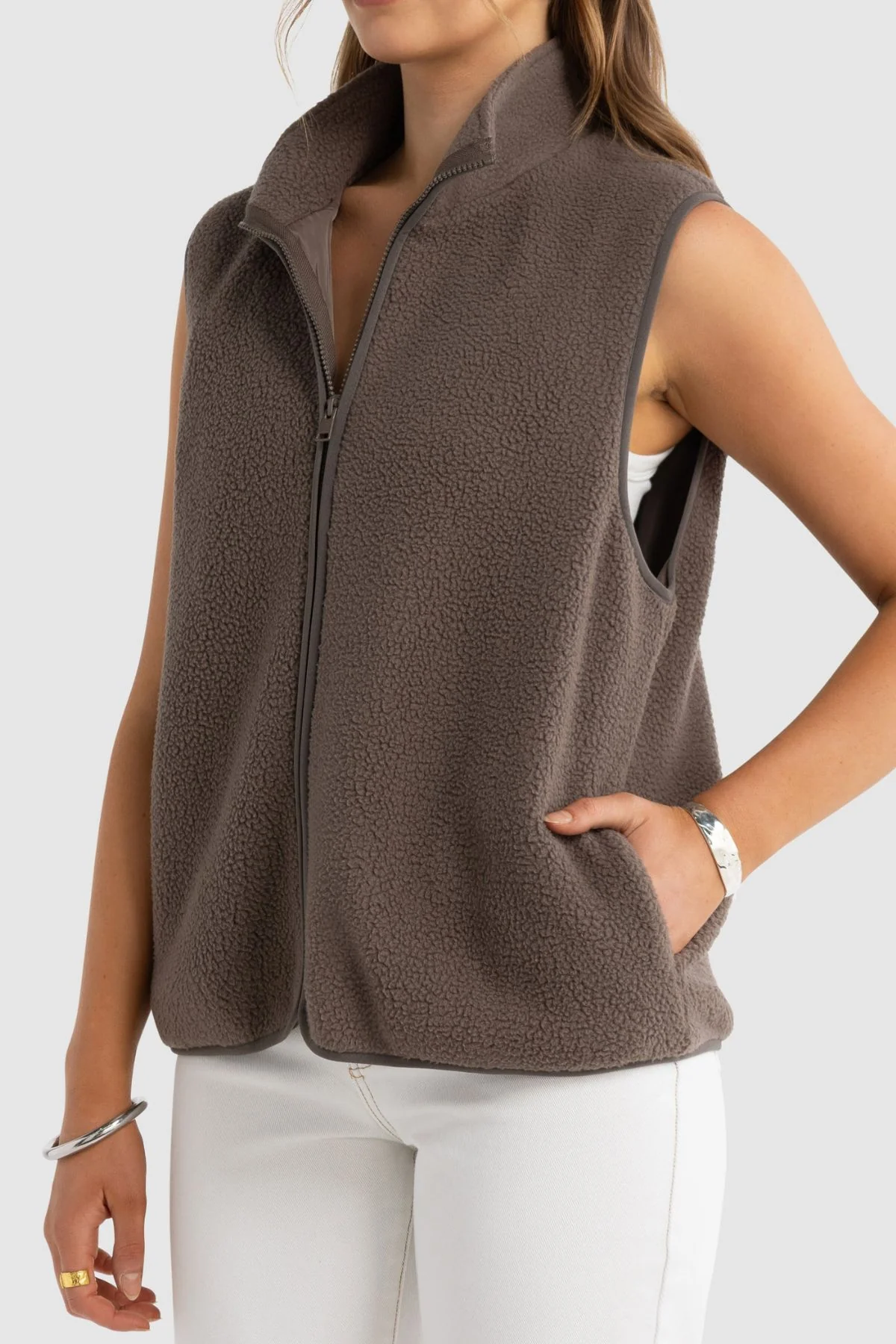 ORTC Sully Sherpa Fleece Vest - Image 3