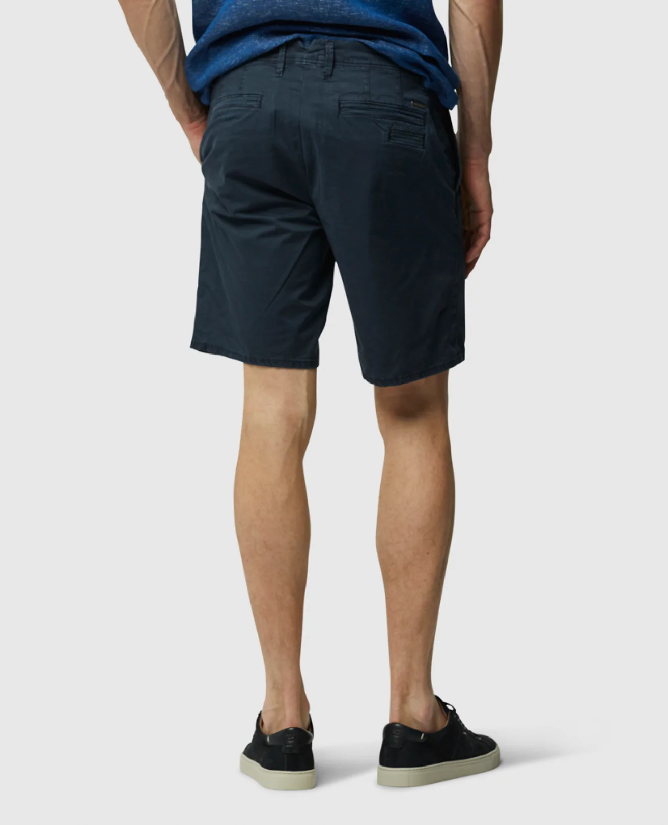 Rodd & Gunn The Peaks Custom Short - Image 2