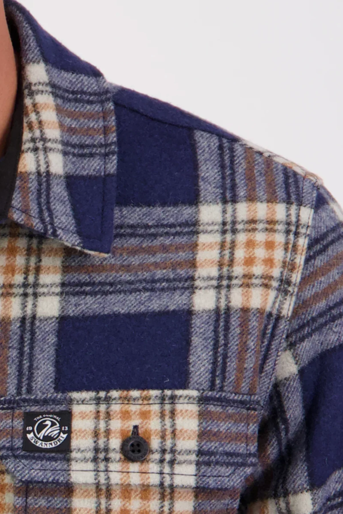 Swanndri Kiaraki v3 Wool Shacket - Image 4